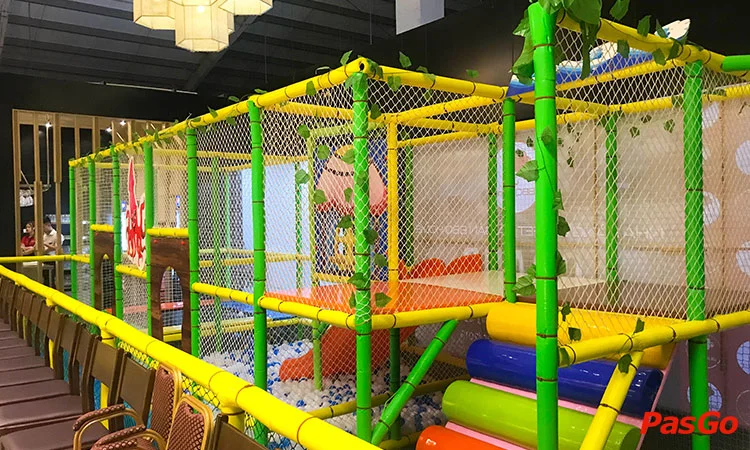 nha-hang-buffet-hai-san-bbqhome-ha-dong-12