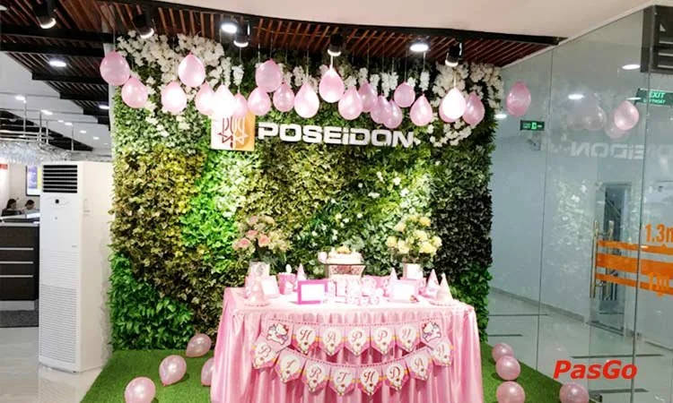 nha-hang-buffet-poseidon-le-van-luong-slide-11