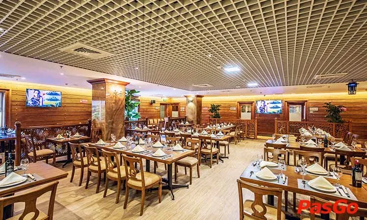 nha-hang-buffet-sen-xanh-le-van-luong-slide-11