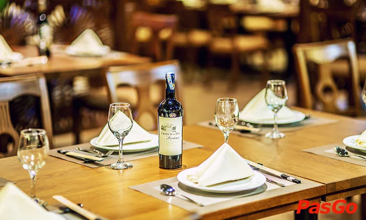 nha-hang-buffet-sen-xanh-le-van-luong-slide-12