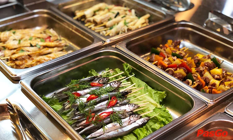 nha-hang-buffet-sen-xanh-le-van-luong-slide-3