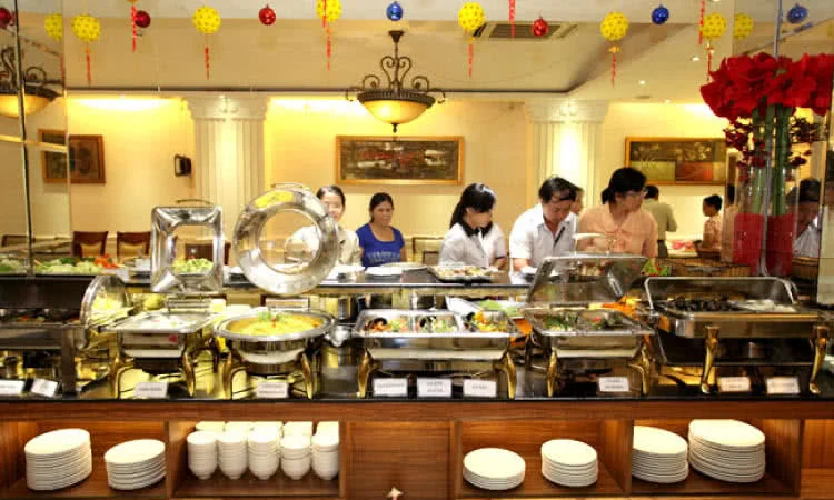nha-hang-buffet-trua-blue-diamond-thu-khoa-huan-12