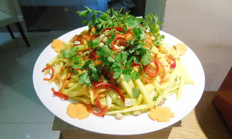 nha-hang-buffet-trua-blue-diamond-thu-khoa-huan-7