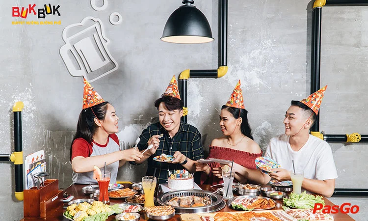 nha-hang-buk-buk-bui-thi-xuan-12