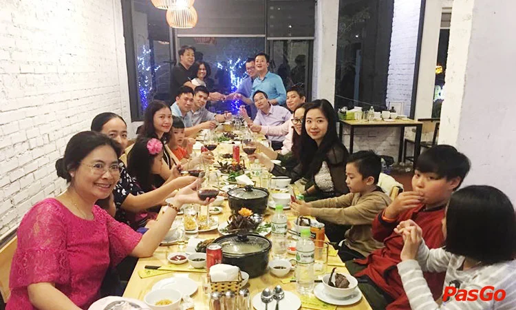 nha-hang-canh-co-vang-kdt-thanh-pho-giao-luu-bac-tu-liem-11