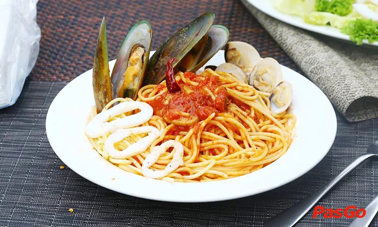 nha-hang-capricciosa-vincom-ba-trieu-slide-11