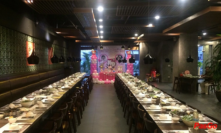 nha-hang-cha-ca-ngon-nguyen-co-thach-slide-11