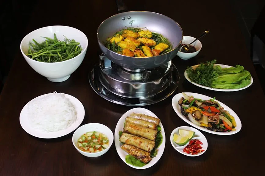 nha-hang-cha-ca-ngon-phan-chu-trinh-slide-4