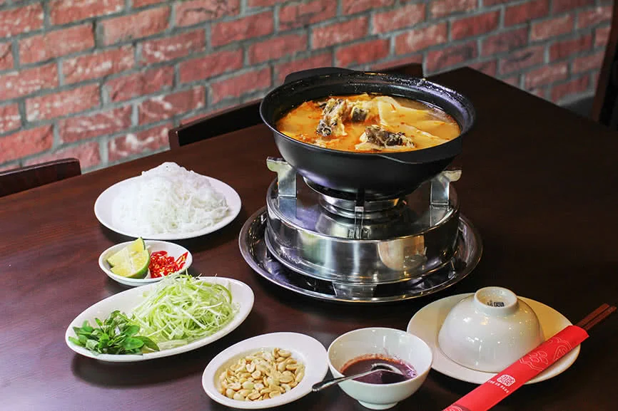 nha-hang-cha-ca-ngon-phan-chu-trinh-slide-6