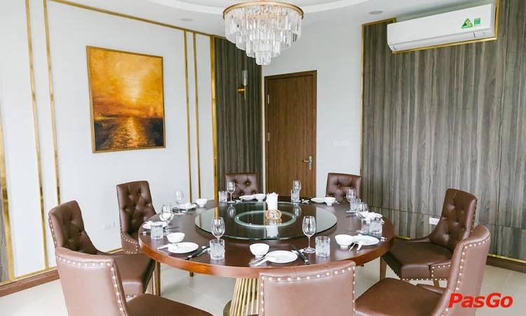 nha-hang-chan-may-vinhomes-riverside-2-long-bien-11