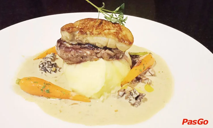 chanh-bistro-rooftop-saigon-ho-tung-mau-slide-2