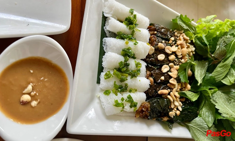 nha-hang-chay-an-cafe-pho-tieu-nam-11
