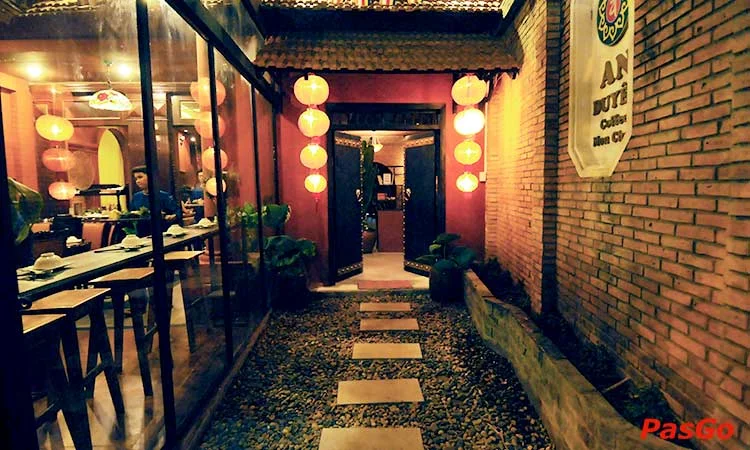 nha-hang-chay-bep-xanh-an-duyen-slide-11