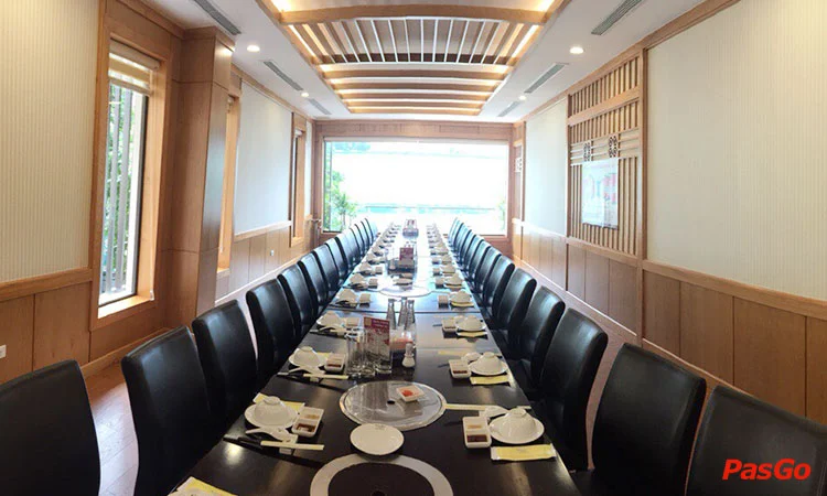 nha-hang-chen-by-namchen-hoang-ngan-slide-10