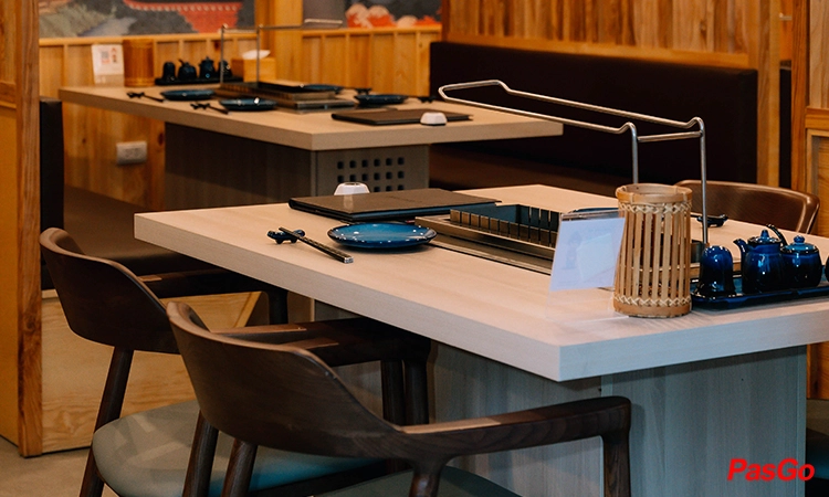 nha-hang-chibasan-tay-ho-13