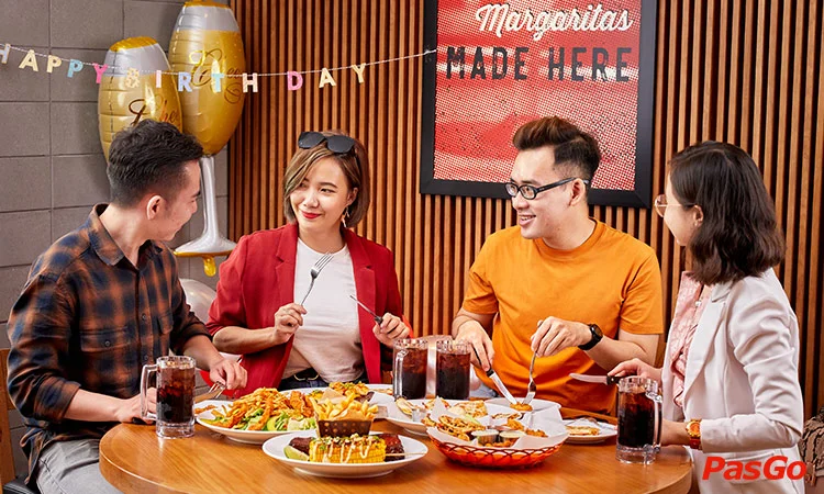 nha-hang-chilis-american-grill-&-bar-sc-vivo-city-10