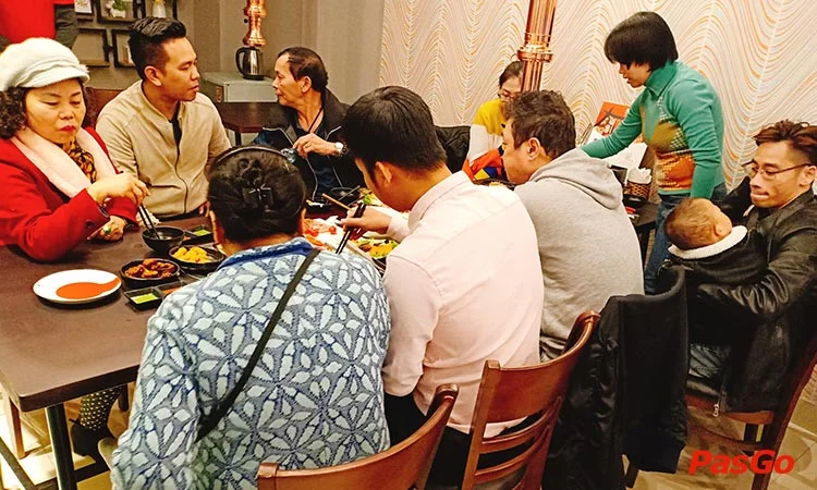 nha-hang-chubin-brothers-tay-son-11