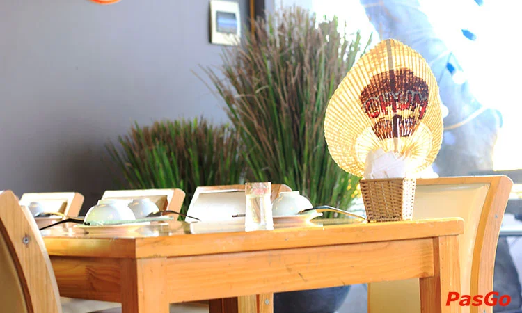 nha-hang-chum-quan-doi-can-slide-12