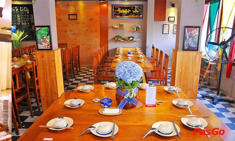 nha-hang-co-tranh-slide-10