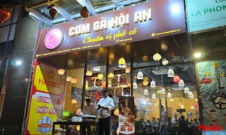 nha-hang-com-ga-hoi-an