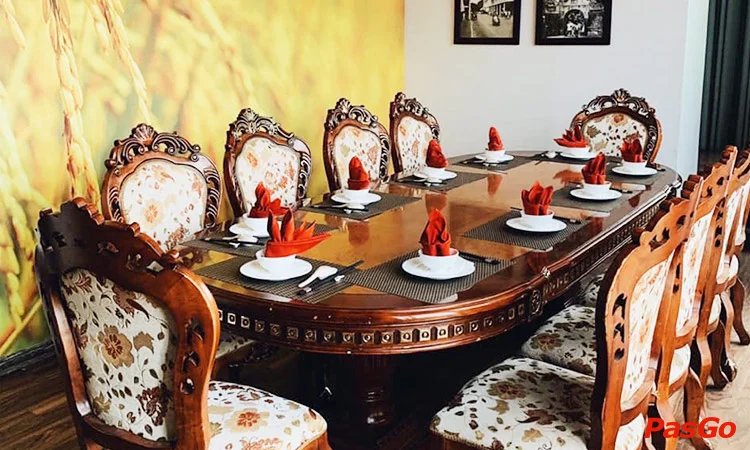 nha-hang-com-gao-moi-hoang-dao-thuy-11