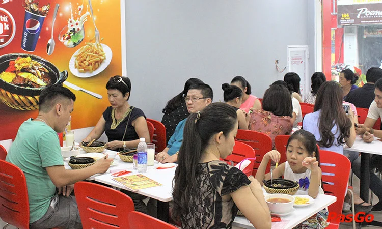 nha-hang-com-nieu-singapore-kombo-hoang-cau-10