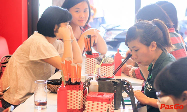 nha-hang-com-nieu-singapore-kombo-nguyen-co-thach-12