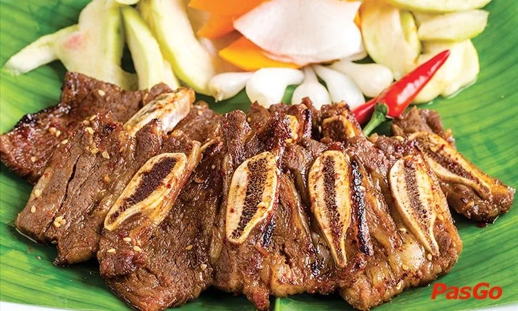 nha-hang-con-ga-trong-vo-van-kiet-slide-2