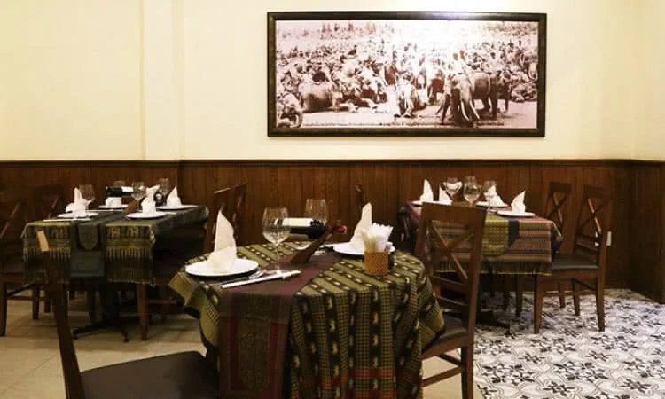 nha-hang-con-voi-vang-tran-quoc-hoan-10