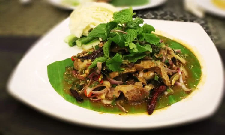 nha-hang-con-voi-vang-tran-quoc-hoan-7