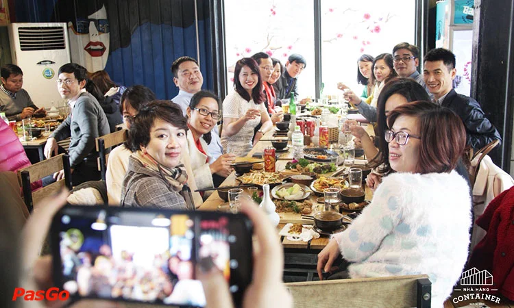 nha-hang-container-luong-yen-12