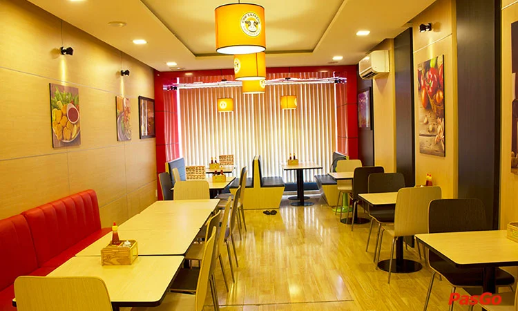 nha-hang-cow-express-bit-tet-bo-my-su-van-hanh-11