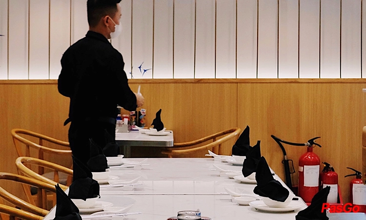 nha-hang-crystal-jade-vincom-tran-duy-hung-9