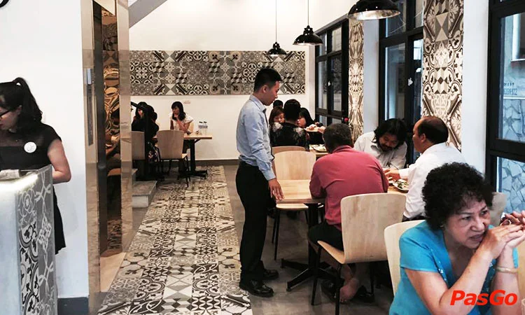 nha-hang-cube-beefsteak-&-drinks-xa-dan-11