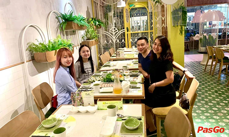 nha-hang-cuon-n-roll-doan-tran-nghiep-11