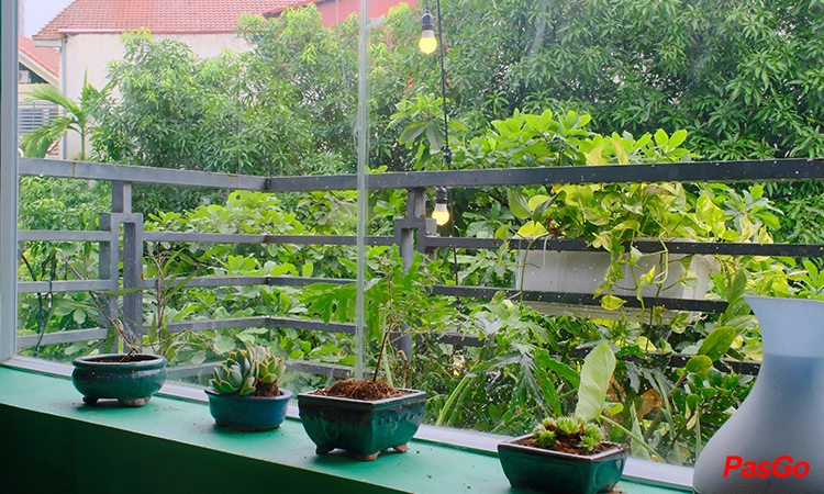 nha-hang-cuon-sen-nguyen-van-loc-14