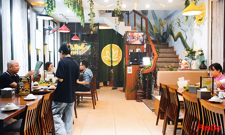 nha-hang-cuon-sen-nguyen-van-loc-15