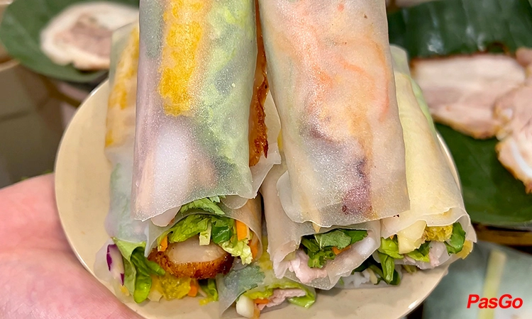 nha-hang-cuon-sen-nguyen-van-loc-7