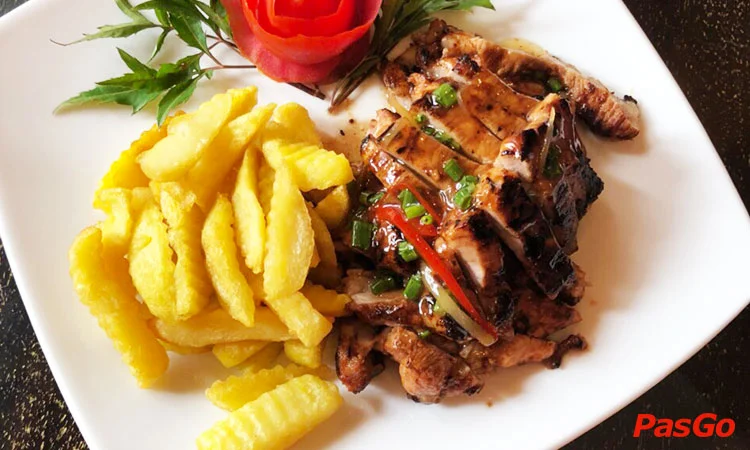 nha-hang-da-lien-nguyen-du-11