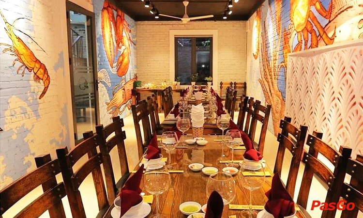 nha-hang-dai-duong-xanh-kdt-viet-hung-10