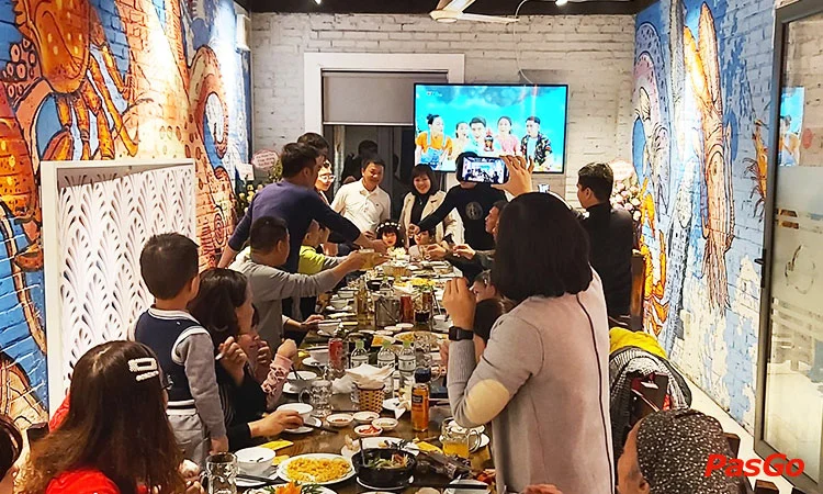 nha-hang-dai-duong-xanh-kdt-viet-hung-11