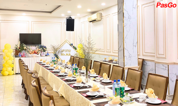 nha-hang-dai-phu-nvq-16