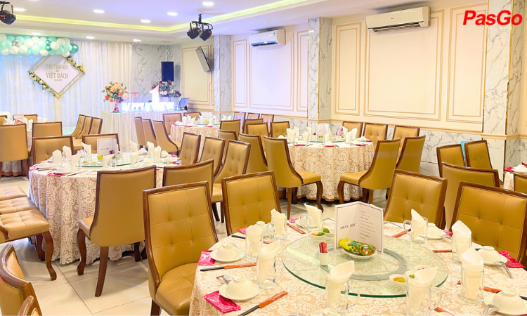 nha-hang-dai-phu-nvq-17