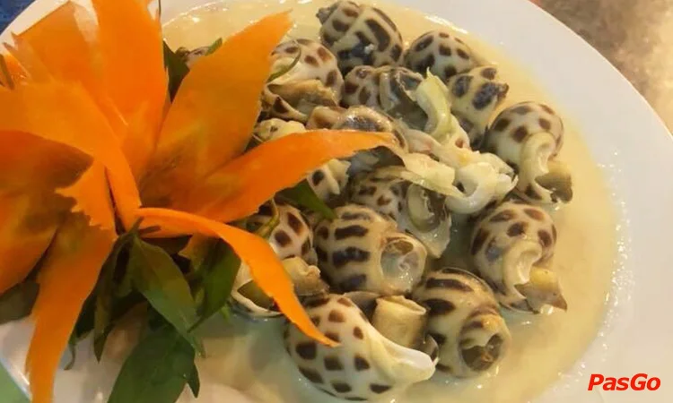 nha-hang-dao-hai-san-vo-oanh-11