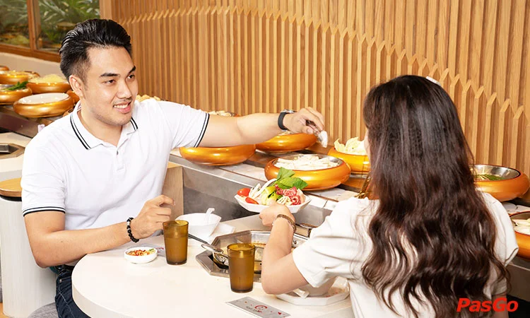 nha-hang-dao-hua-estella-place-8