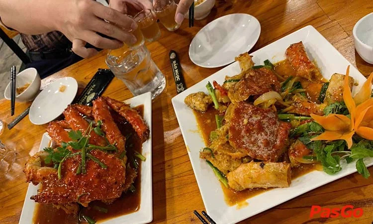 nha-hang-dao-ngoc-le-duc-tho-4