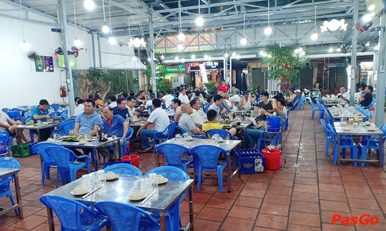 nha-hang-de-ban-co-nguyen-thien-thuat-10