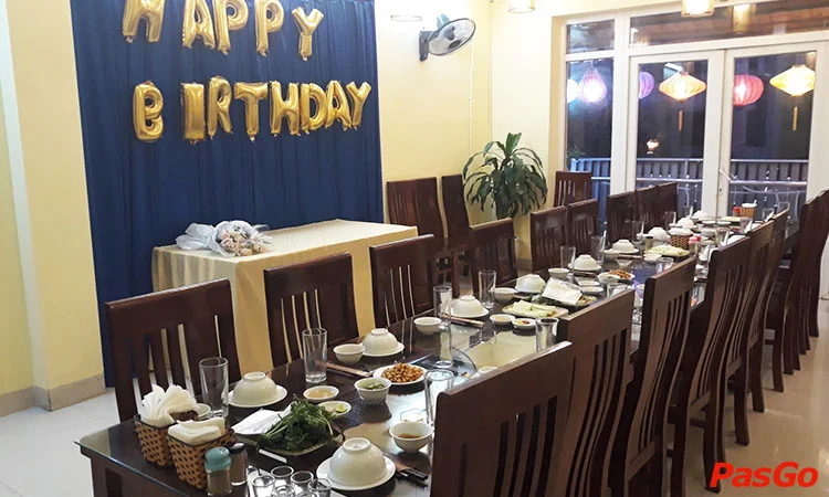 nha-hang-de-vang-nguyen-van-loc-11