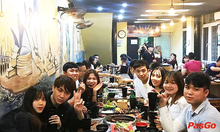 nha-hang-deli-4b-bbq-&-hotpot-28-nguyen-van-loc-12