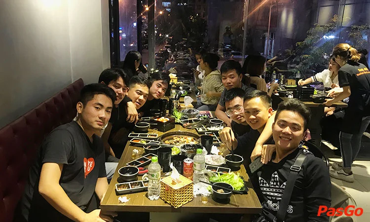 nha-hang-deli-4b-bbq-&-hotpot-nguyen-van-loc-11